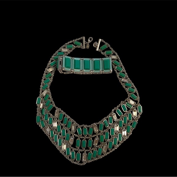 Banana Republic Bib Necklace + bonus bracelet, Milly Collection - Picture 3 of 9